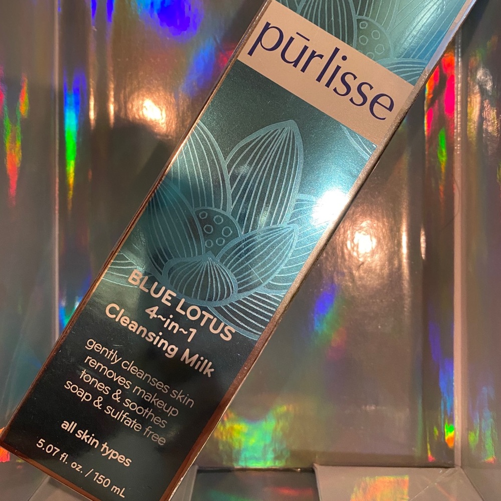 Blue Lotus 4-in-1 Cleansing Milk